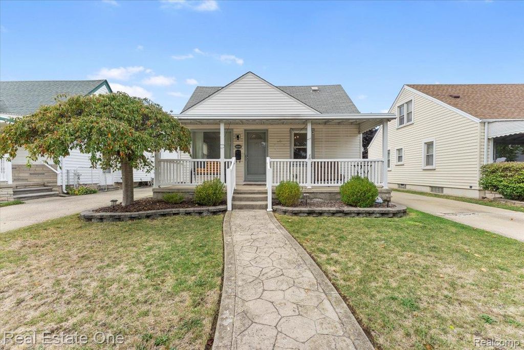 3890 22nd Street, Wyandotte, MI 48192