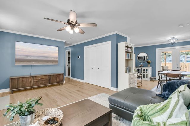 1011 Nottingham Drive, Charleston, SC 29407