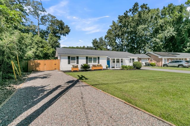 1011 Nottingham Drive, Charleston, SC 29407