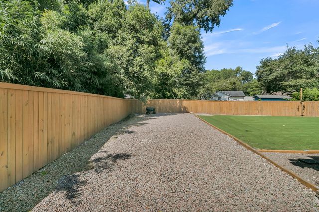 1011 Nottingham Drive, Charleston, SC 29407