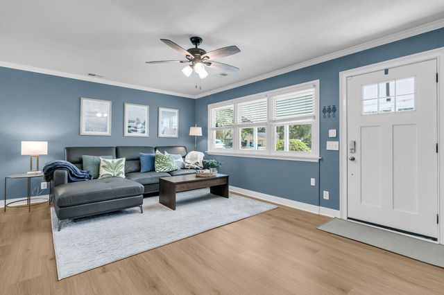 1011 Nottingham Drive, Charleston, SC 29407