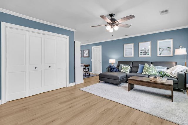 1011 Nottingham Drive, Charleston, SC 29407