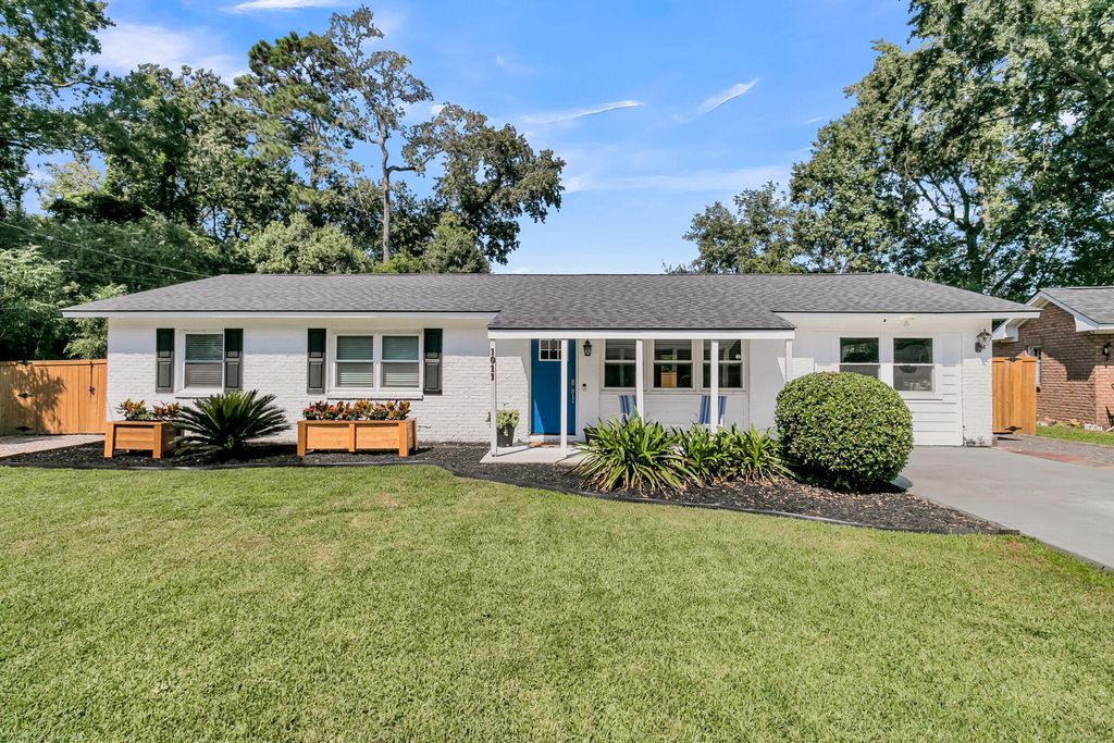 1011 Nottingham Drive, Charleston, SC 29407
