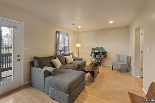 782 MERION GREENE, Charlottesville, VA 22901