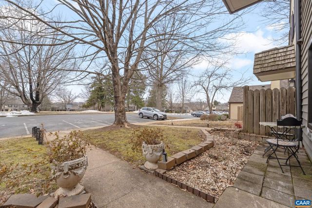 782 MERION GREENE, Charlottesville, VA 22901