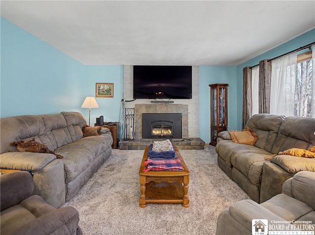 912 Hunt Road, Busti, NY 14750