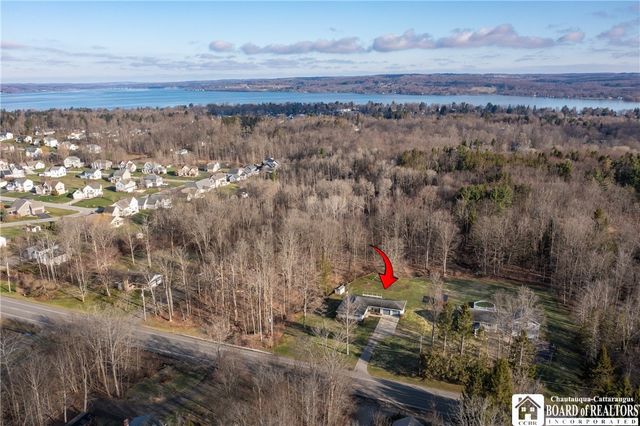 912 Hunt Road, Busti, NY 14750