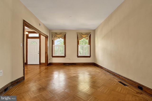 221 E ST SE, Washington, DC 20003