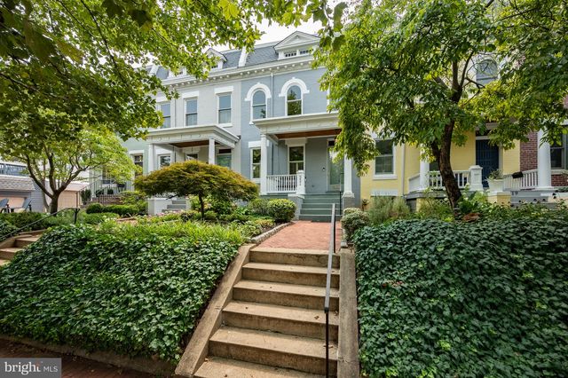 221 E ST SE, Washington, DC 20003