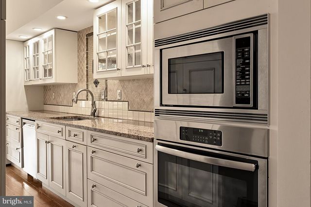 221 E ST SE, Washington, DC 20003