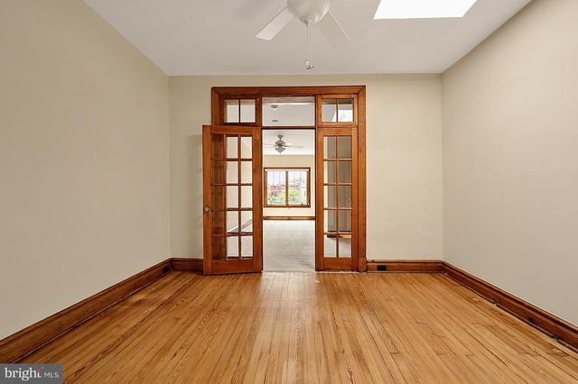 221 E ST SE, Washington, DC 20003