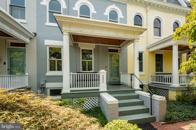 221 E ST SE, Washington, DC 20003