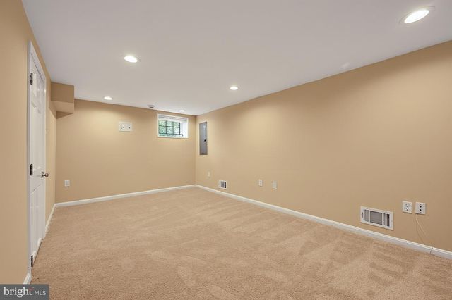 221 E ST SE, Washington, DC 20003