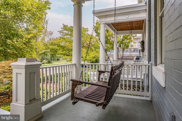 221 E ST SE, Washington, DC 20003