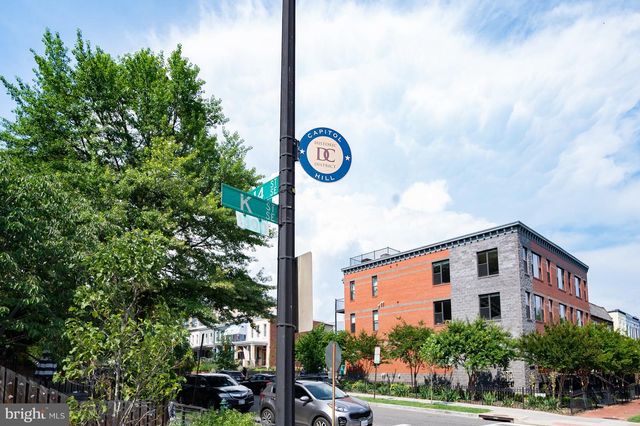 221 E ST SE, Washington, DC 20003