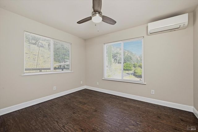 12521 Lakeshore Dr, Clearlake, CA 95422