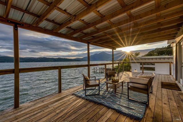 12521 Lakeshore Dr, Clearlake, CA 95422