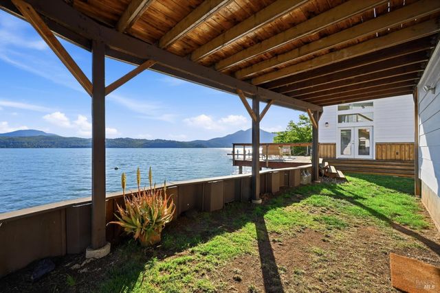 12521 Lakeshore Dr, Clearlake, CA 95422