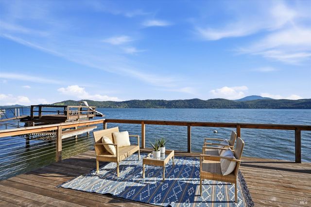 12521 Lakeshore Dr, Clearlake, CA 95422