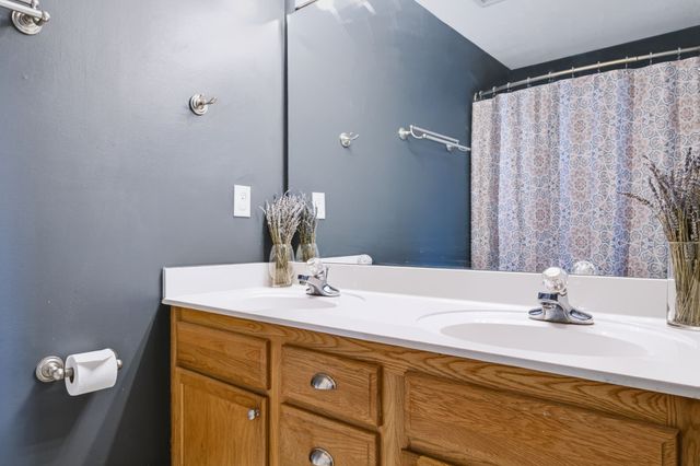 2862 Spring Meade Blvd, Columbia, TN 38401