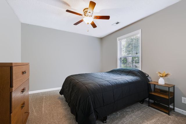 2862 Spring Meade Blvd, Columbia, TN 38401