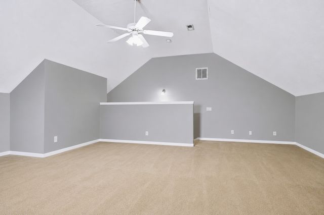 2862 Spring Meade Blvd, Columbia, TN 38401