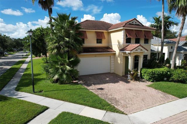 236 Belle Grove Lane, Royal Palm Beach, FL 33411