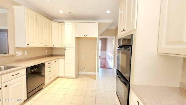 12612 Weatherstone Drive, Knoxville, TN 37922