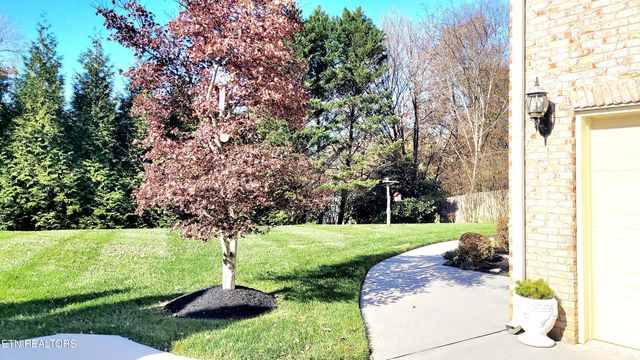 12612 Weatherstone Drive, Knoxville, TN 37922