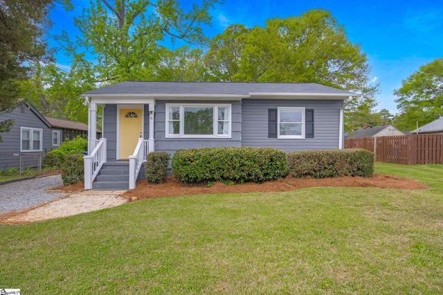 6 Pleasant Ridge Avenue, Greenville, SC 29605