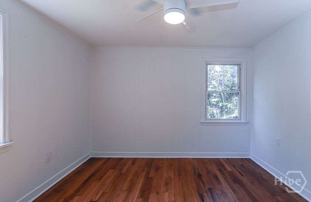 2016 Hawthorne Street, Savannah, GA 31404