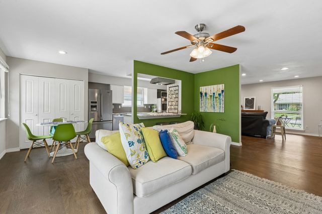 1239 Evergreen Drive, Richardson, TX 75080