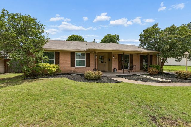 1239 Evergreen Drive, Richardson, TX 75080