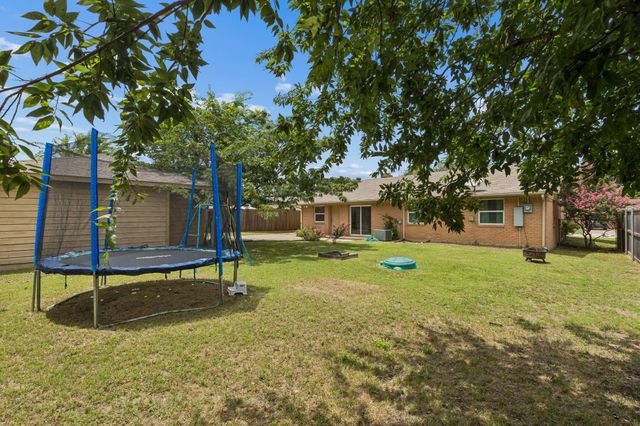 1239 Evergreen Drive, Richardson, TX 75080