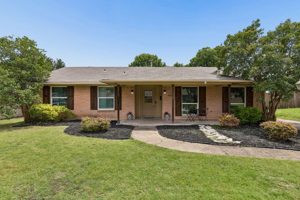 1239 Evergreen Drive, Richardson, TX 75080