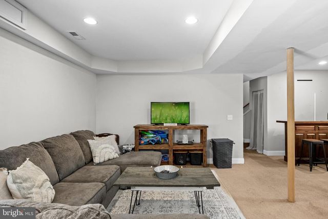1202 GROVE AVE, West Deptford, NJ 08086