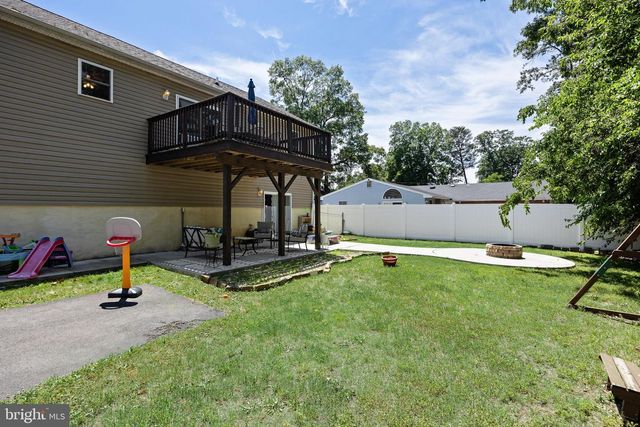 1202 GROVE AVE, West Deptford, NJ 08086