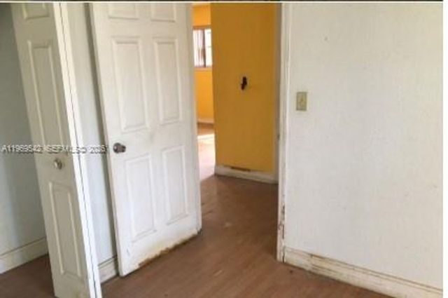 546 NW 8th Ave, Homestead, FL 33030