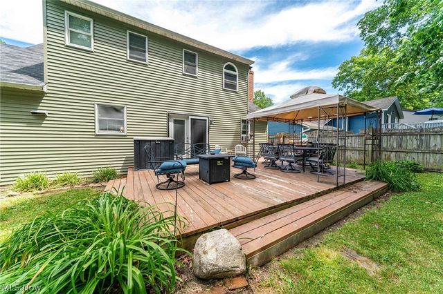 4575 Linda Drive, Vermilion, OH 44089
