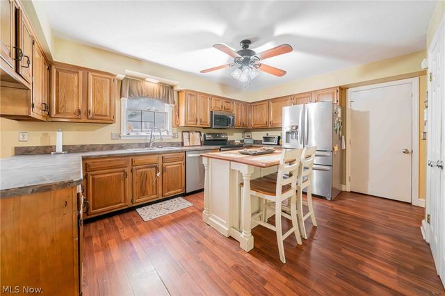 4575 Linda Drive, Vermilion, OH 44089