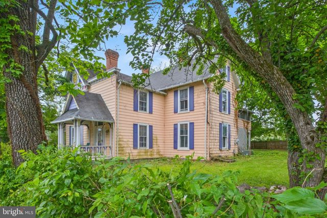 300 NORTH FRANKLIN, Remington, VA 22734