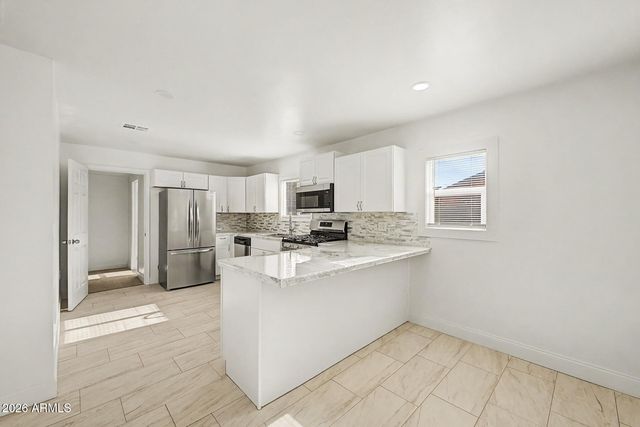 3435 W HOLLY Street, Phoenix, AZ 85009