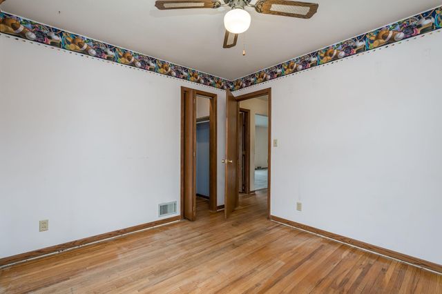 123 Knollcrest Drive, Mankato, MN 56001