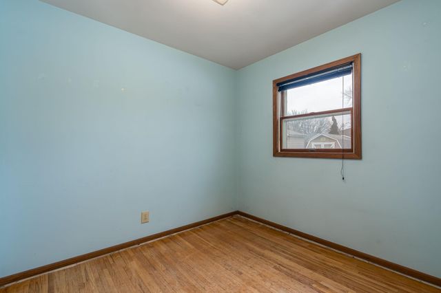 123 Knollcrest Drive, Mankato, MN 56001