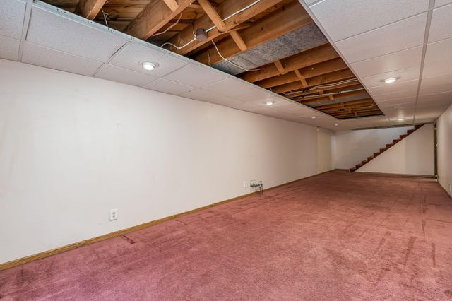 123 Knollcrest Drive, Mankato, MN 56001