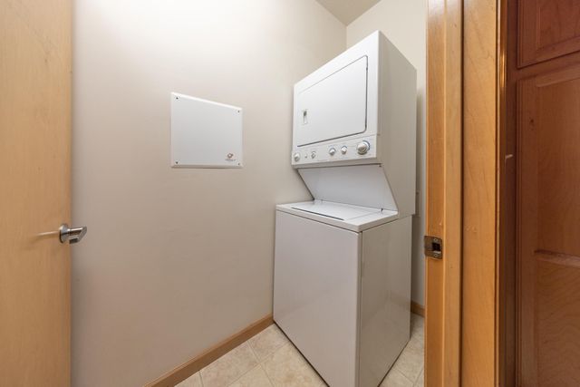 7600 Lyndale Avenue S 108, Richfield, MN 55423