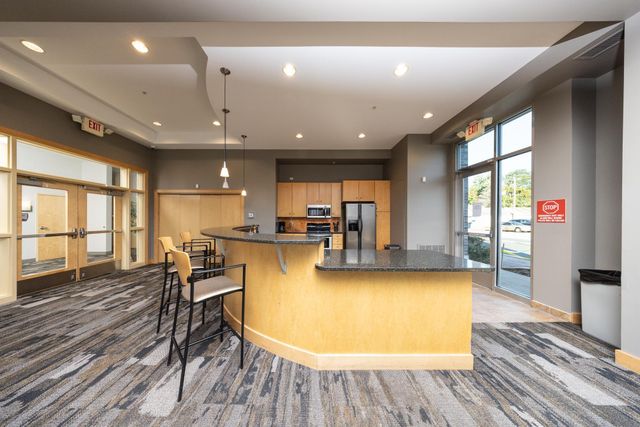 7600 Lyndale Avenue S 108, Richfield, MN 55423