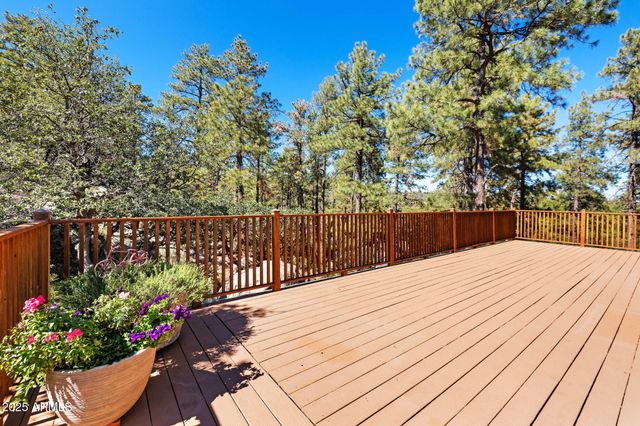 932 N ROCK Haven, Prescott, AZ 86305