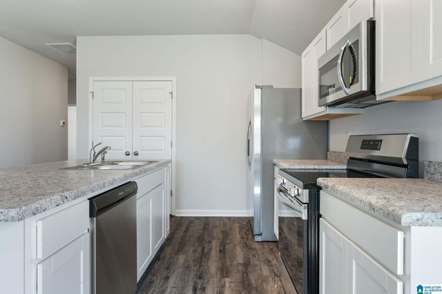 60 SKYLINE LOOP, Eastaboga, AL 36260