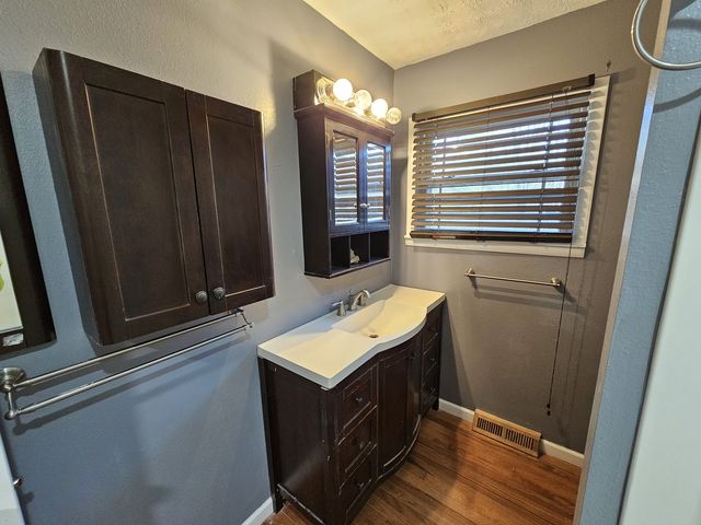 111 W Hickory Street, Bluford, IL 62814